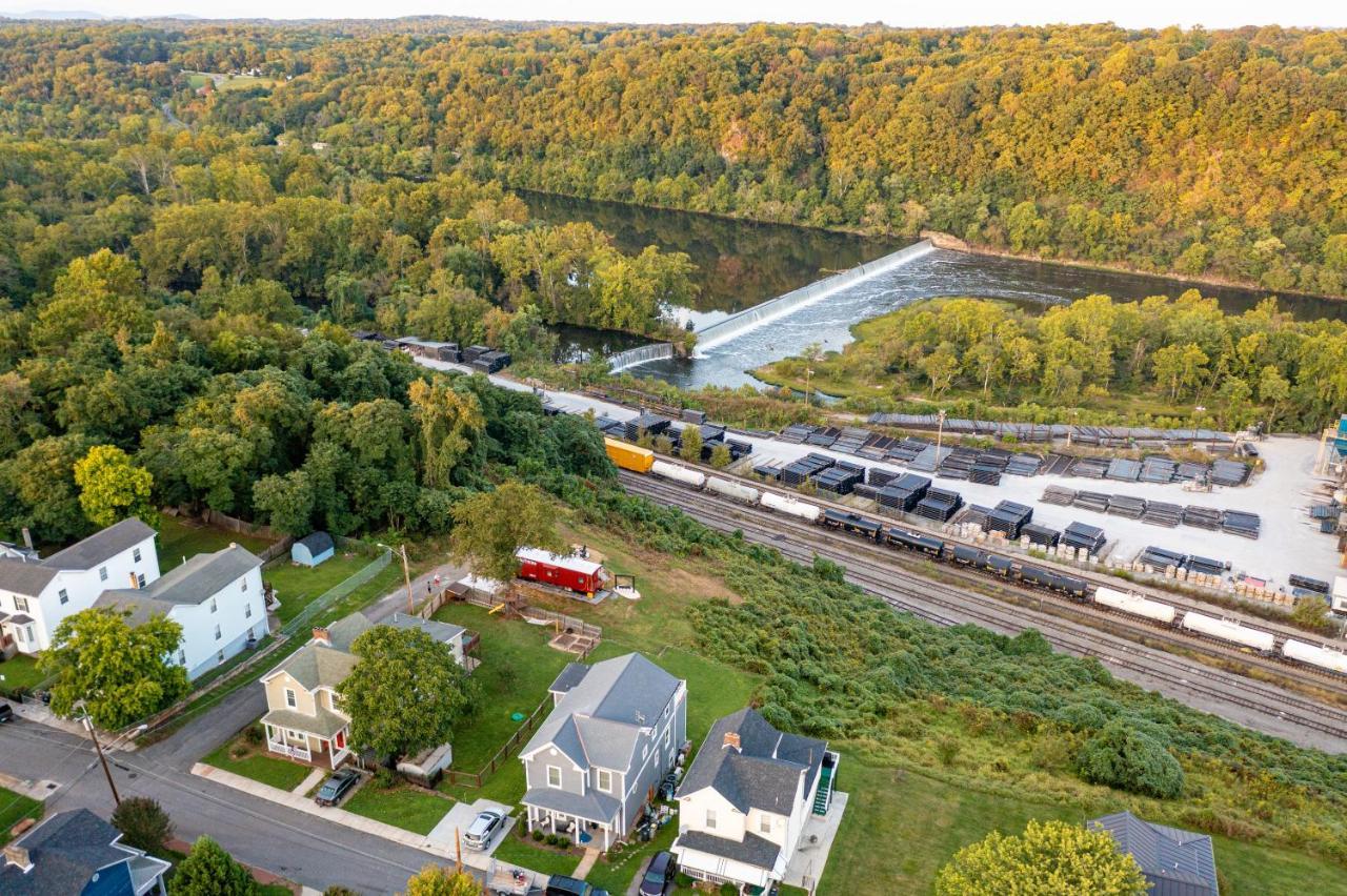 Train Caboose & River Views Near Downtown Villa Lynchburg Exterior photo